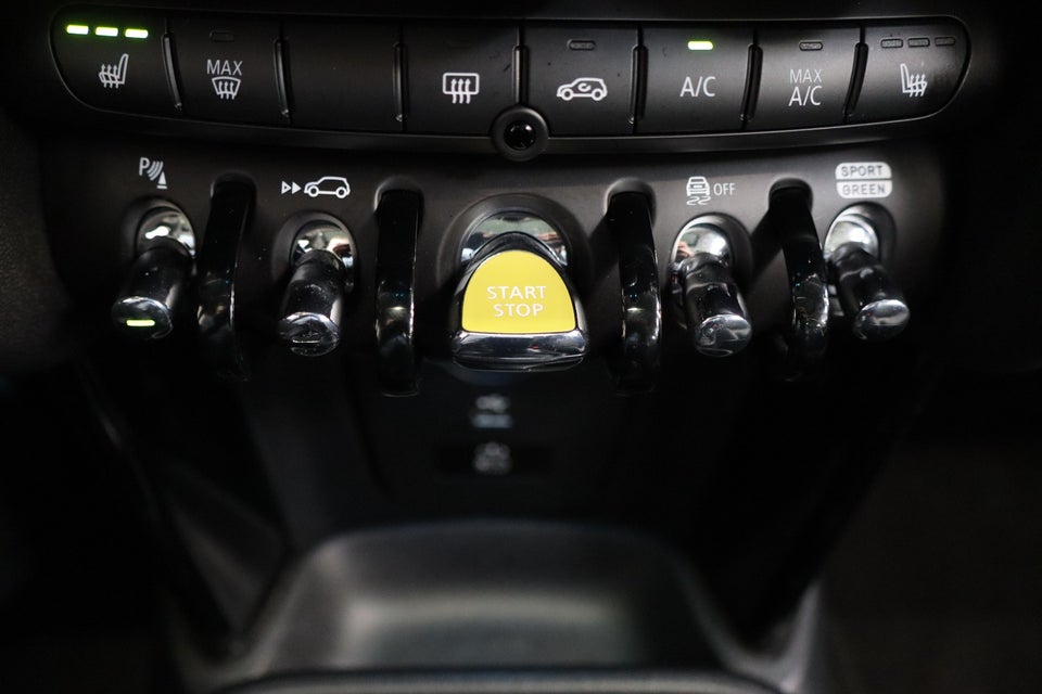 MINI Cooper SE Edition Premium Plus 3d