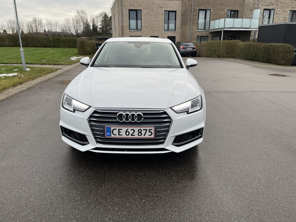 Audi A4 40 TFSi Sport S-tr. 4d