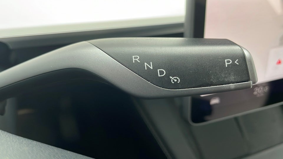 Tesla Model Y Long Range AWD 5d