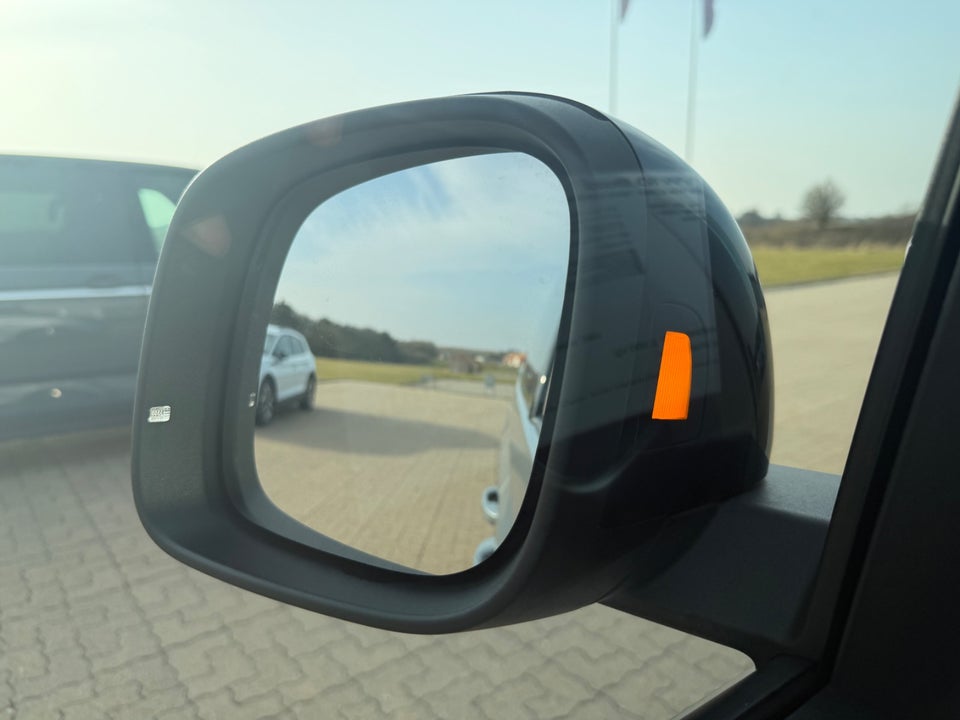 VW ID.Buzz 86 Life+ 7prs LWB 5d