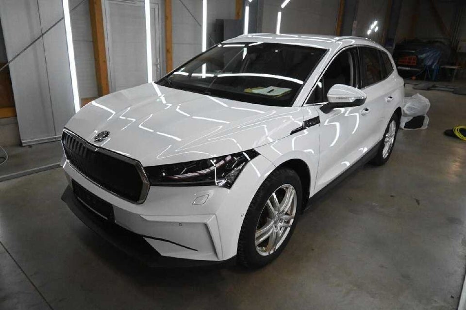 Skoda Enyaq 80 iV Plus Loft Maxx 5d