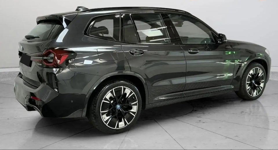 BMW iX3 Charged Plus M-Sport 5d