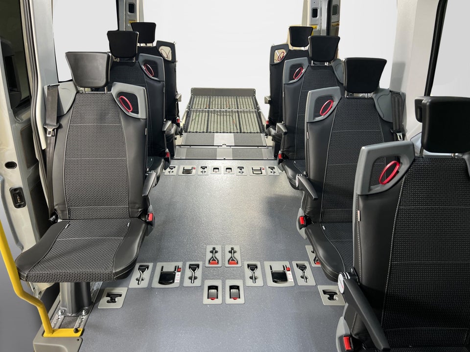 VW Crafter 35 2,0 TDi 140 L3H2 aut.