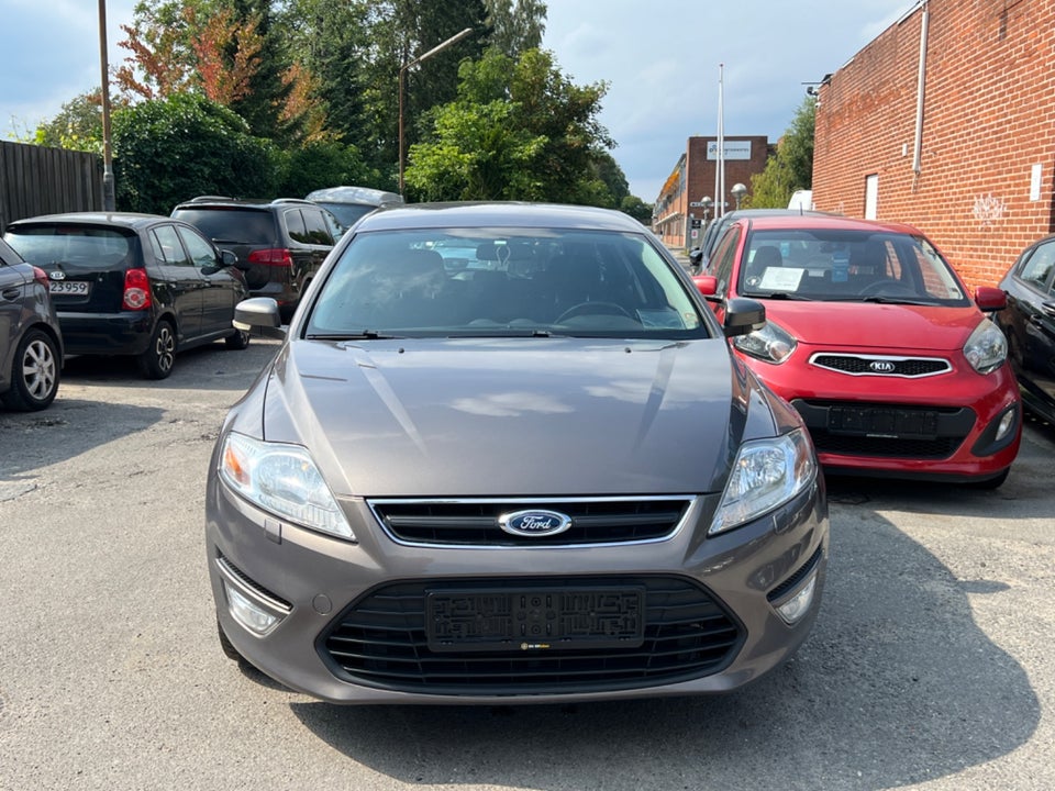 Ford Mondeo 2,0 TDCi 140 Titanium aut. 5d