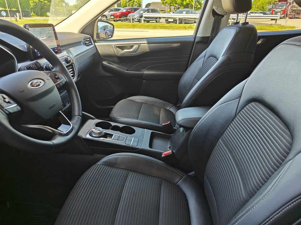 Ford Kuga 2,5 PHEV Titanium X CVT 5d