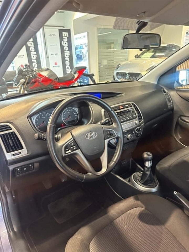 Hyundai i20 1,25 Classic XTR 5d