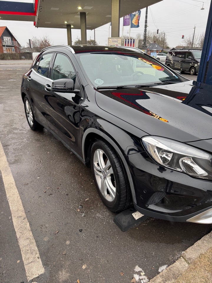 Mercedes GLA200 1,6 Style aut. 5d