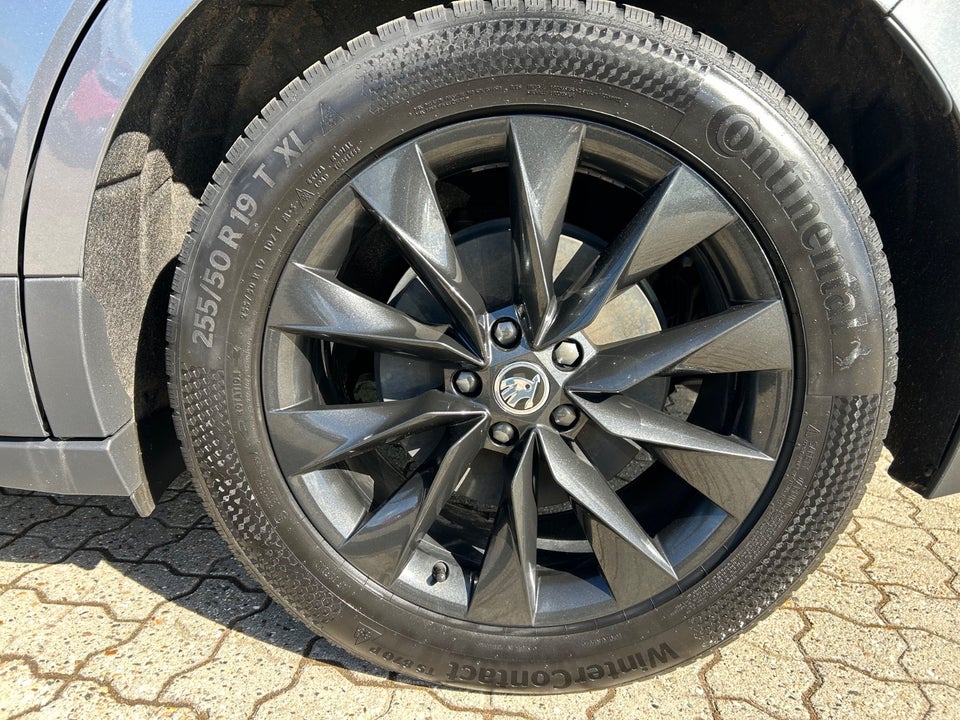 Skoda Enyaq 80 iV Plus Suite 5d