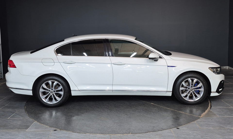 VW Passat 1,4 GTE DSG 4d