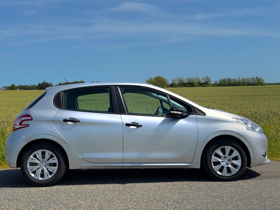 Peugeot 208 1,0 VTi Access Air 5d