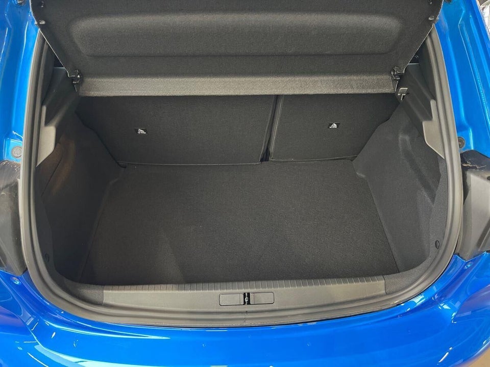 Peugeot e-208 50 Style 5d