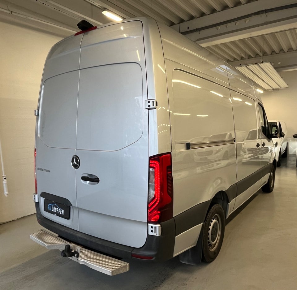 Mercedes Sprinter 316 2,2 CDi A2 Kassevogn aut. RWD