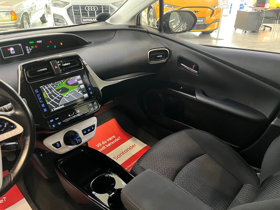 Toyota Prius 1,8 Plug-in Hybrid H3 MDS 5d