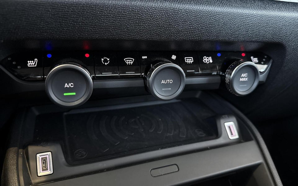 Citroën ë-C4 X 50 Shine 4d