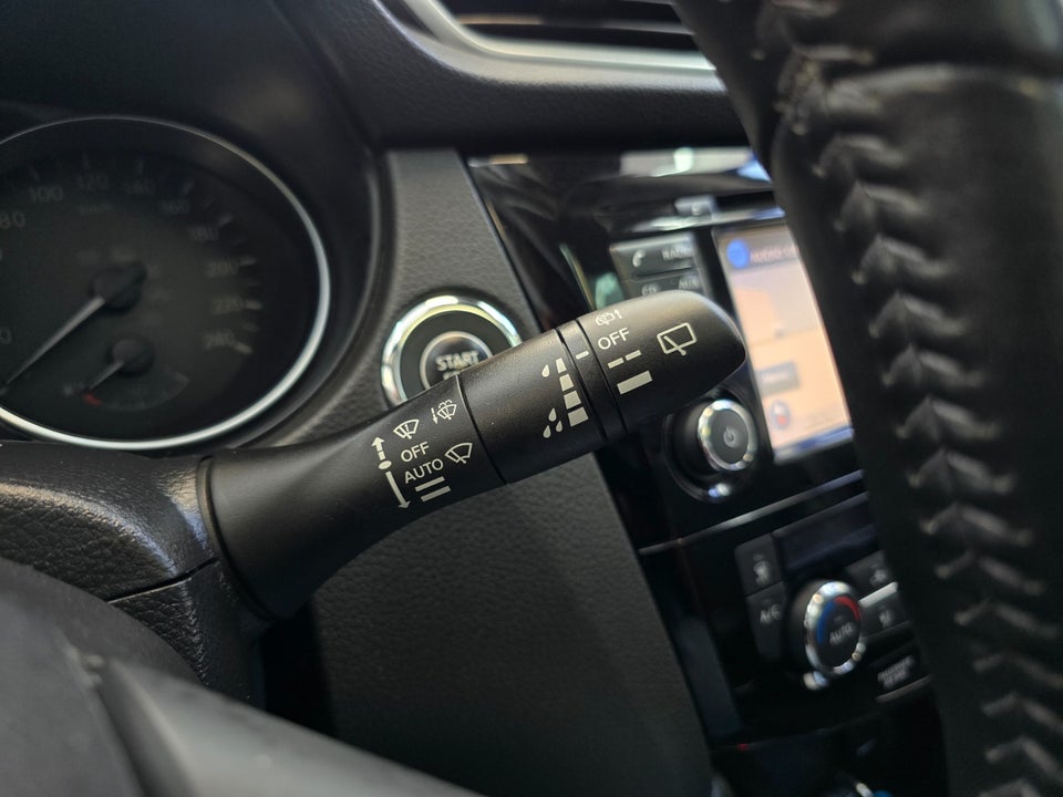 Nissan Qashqai 1,2 Dig-T 115 N-Connecta Vision 5d