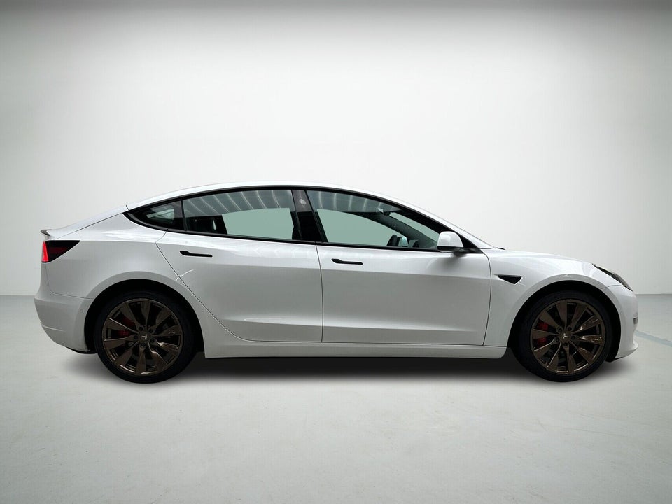 Tesla Model 3 Performance AWD 4d