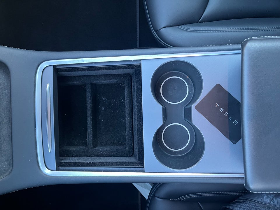 Tesla Model Y Performance AWD 5d