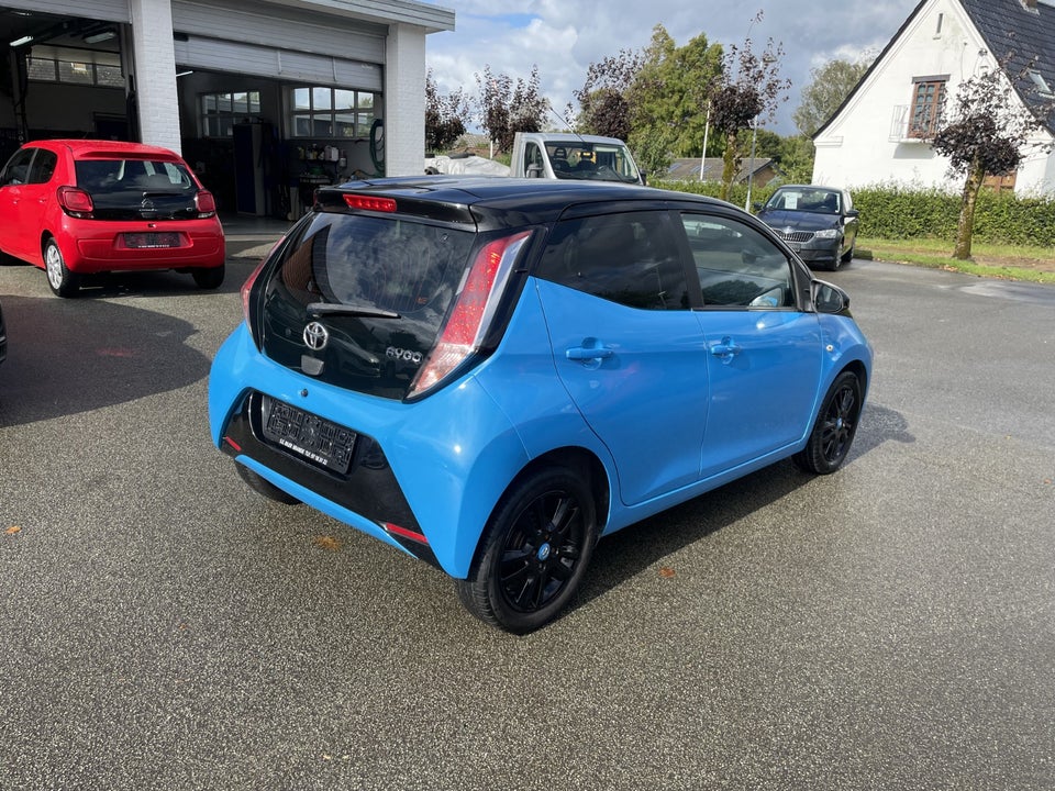 Toyota Aygo 1,0 VVT-i x-cite 5d