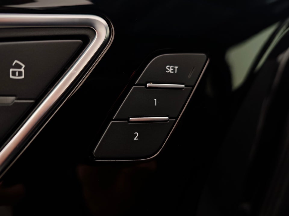 Audi Q4 e-tron 40 S-line Sportback 5d