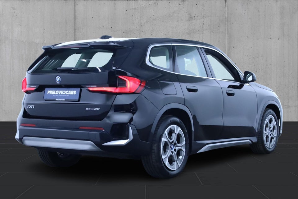 BMW iX1 eDrive20 X-Line 5d