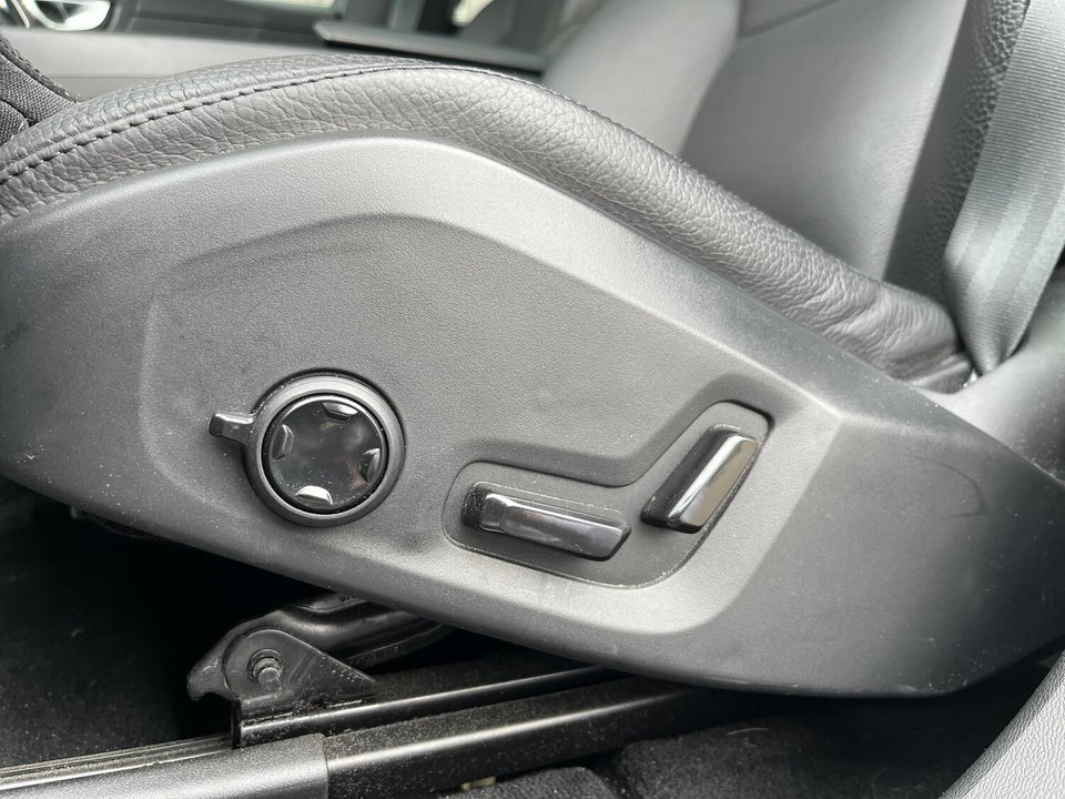 Volvo XC60 2,0 T6 ReCharge Plus Bright aut. AWD 5d