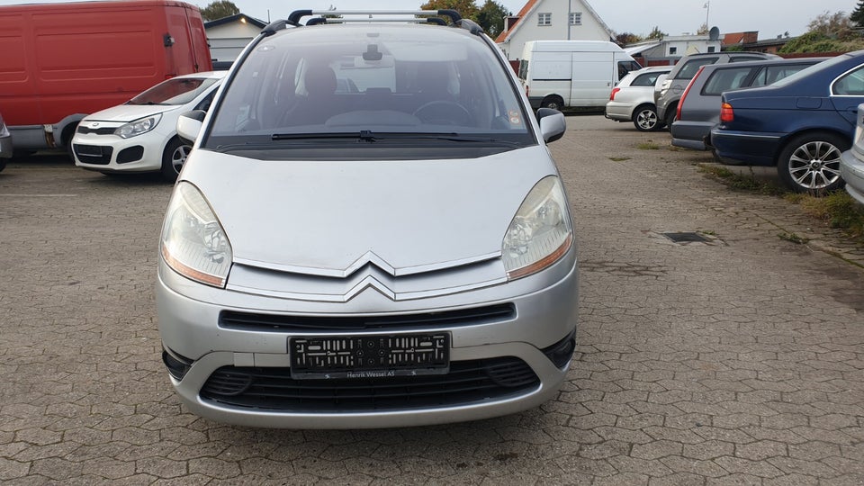 Citroën Grand C4 Picasso 1,8 16V Prestige 7prs 5d