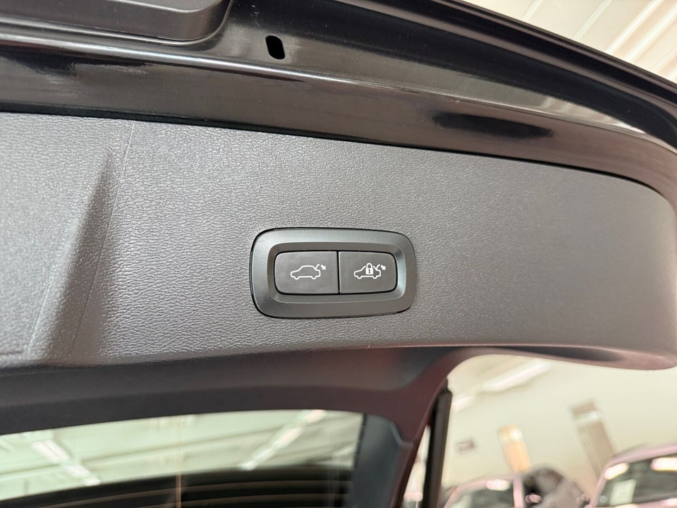 Volvo XC40 P6 ReCharge Plus 5d