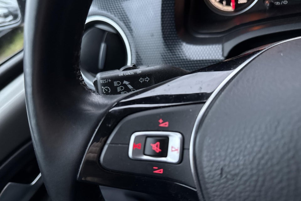 VW Up! 1,0 MPi 75 Move Up! ASG 5d