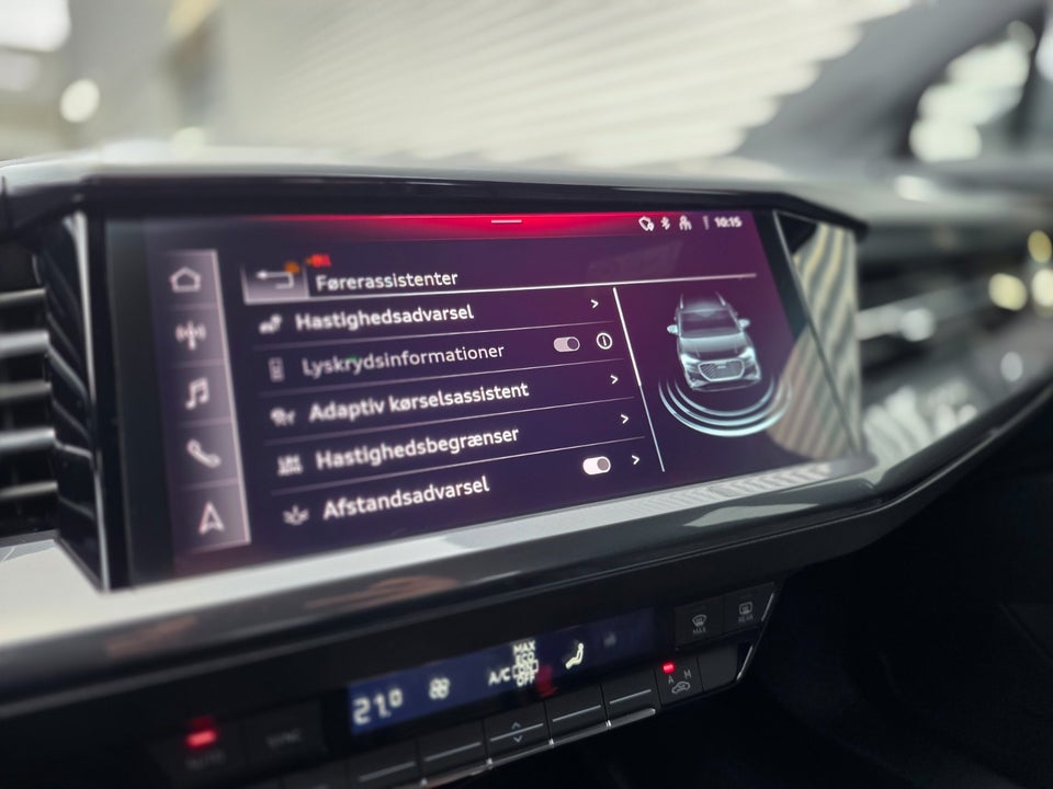 Audi Q4 e-tron 40 S-line 5d