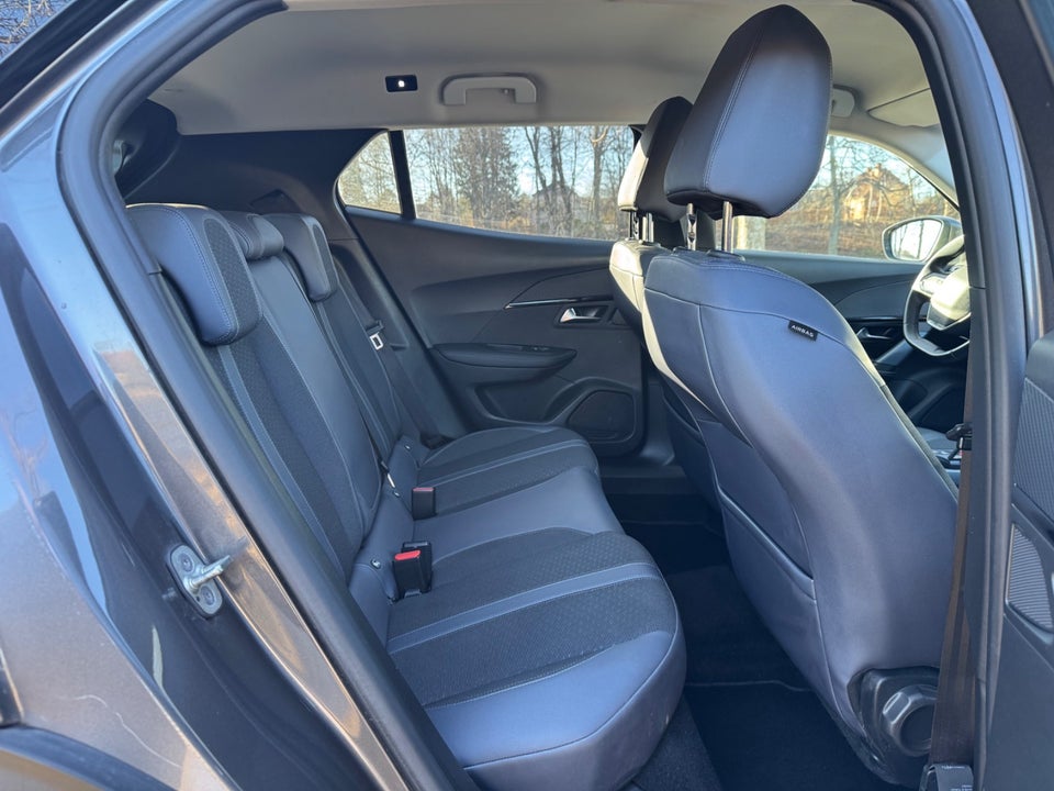 Peugeot 2008 1,2 PureTech 100 Allure Pack 5d