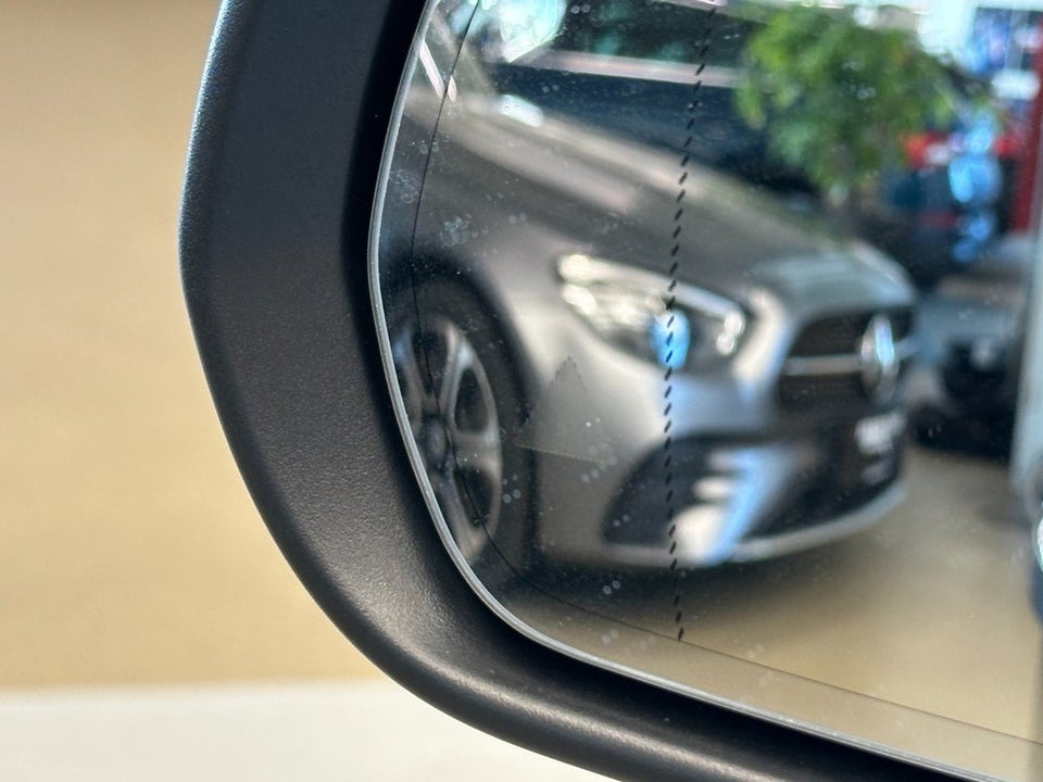 Mercedes EQB350 AMG Line 4Matic 5d