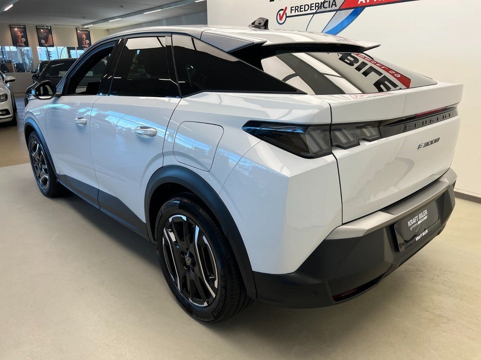 Peugeot e-3008 77 Allure 5d