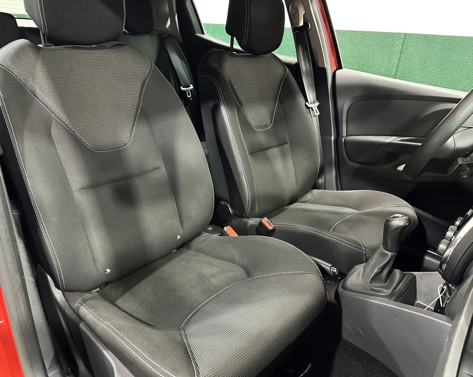 Renault Clio IV 1,5 dCi 75 Expression 5d