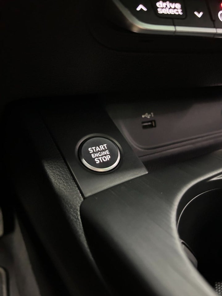 Audi A4 40 TDi Avant S-tr. 5d