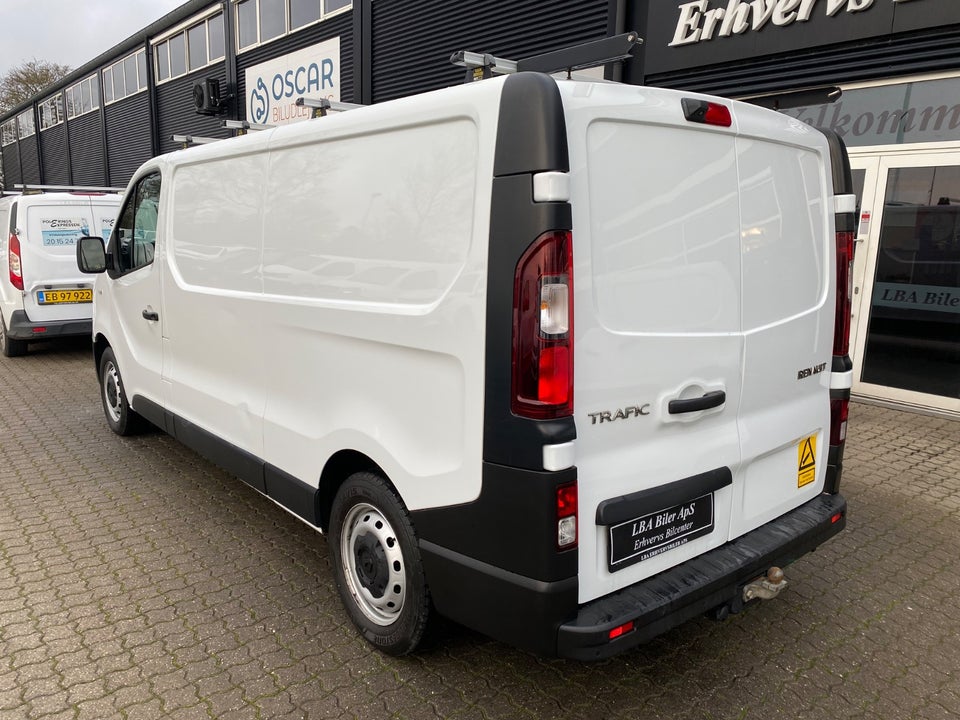 Renault Trafic T29 2,0 dCi 145 L2H1