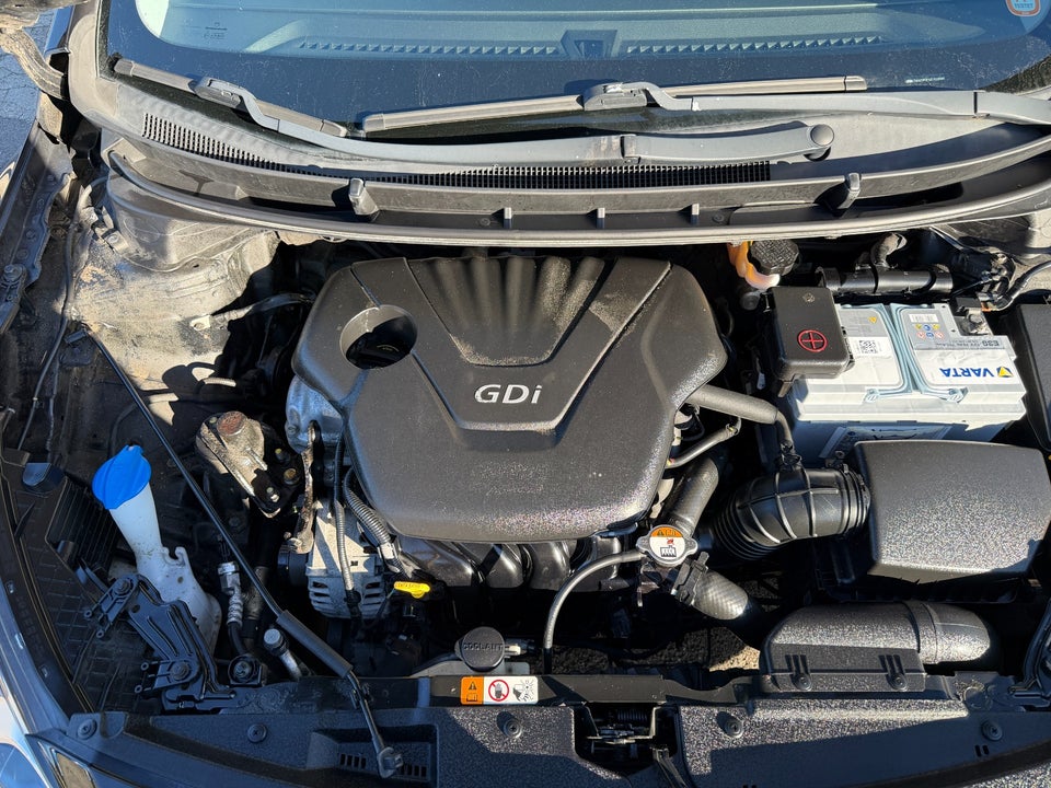 Hyundai i30 1,6 GDi XTR Eco 5d