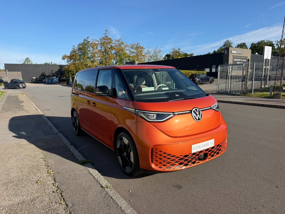 VW ID. Buzz 77 Pro SWB 5d