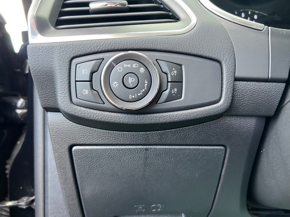 Ford S-MAX 2,0 EcoBlue Titanium aut. Van 5d