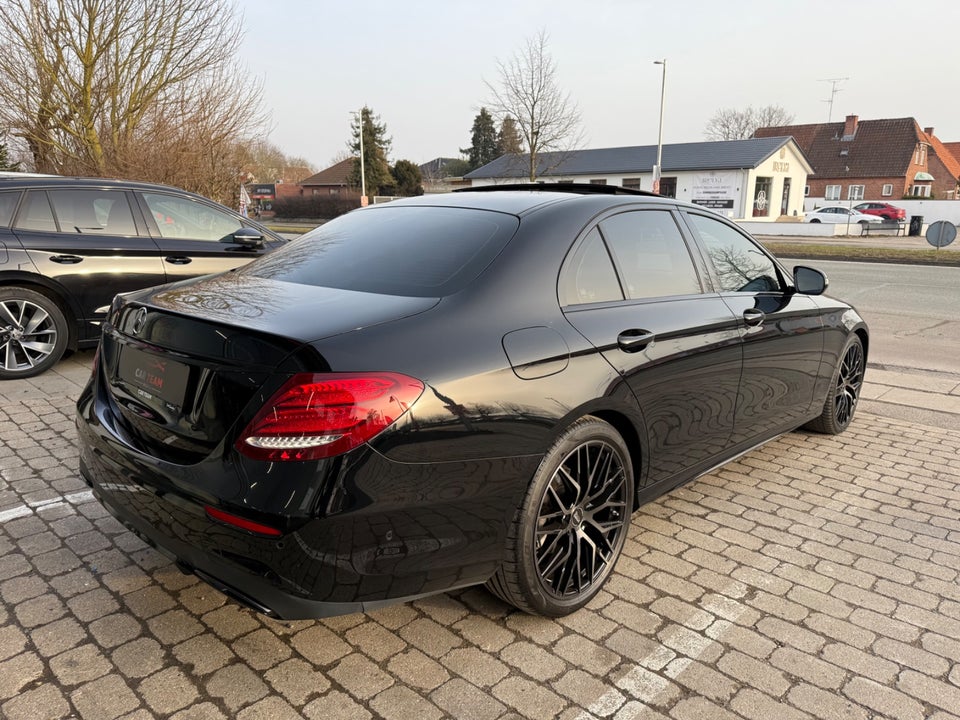 Mercedes E220 d 2,0 AMG Line aut. 4d