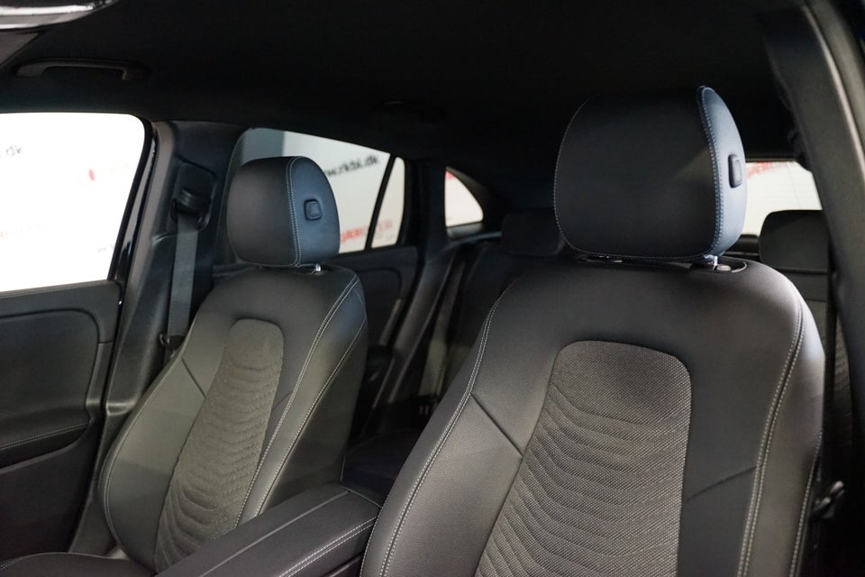 Mercedes EQA250+ Progressive Advance 5d