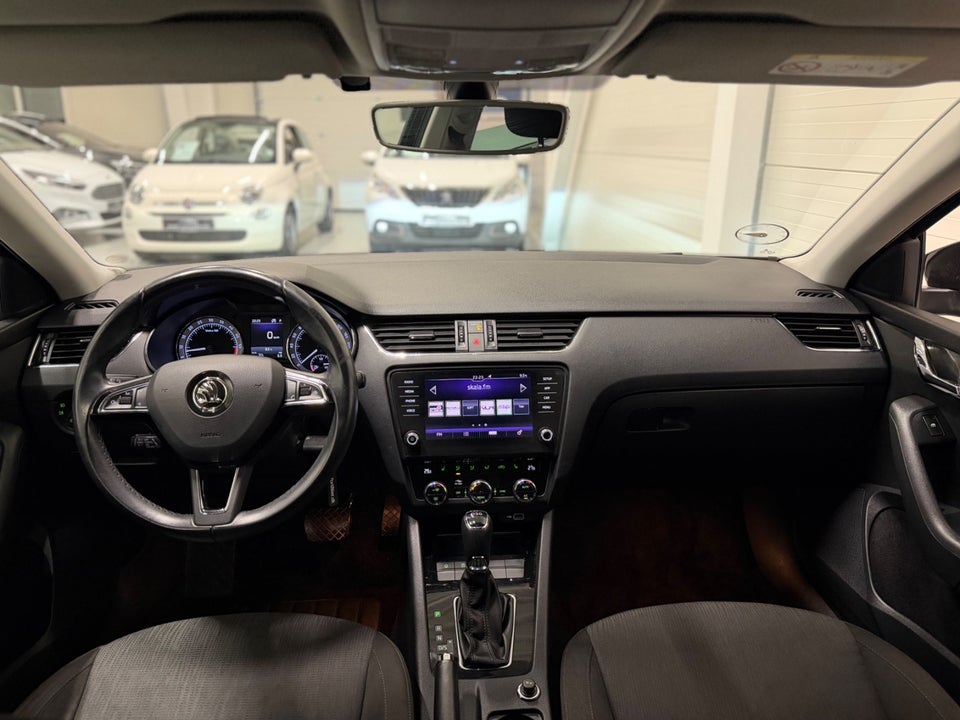 Skoda Octavia 1,6 TDi 115 Style Combi DSG 5d