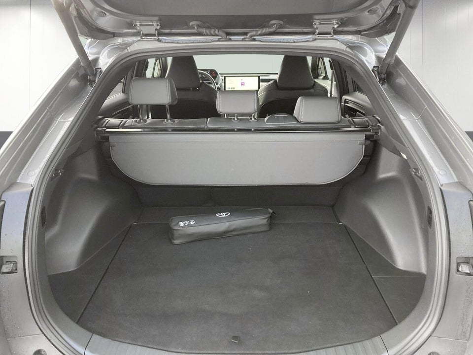 Toyota bZ4X Prestige 5d