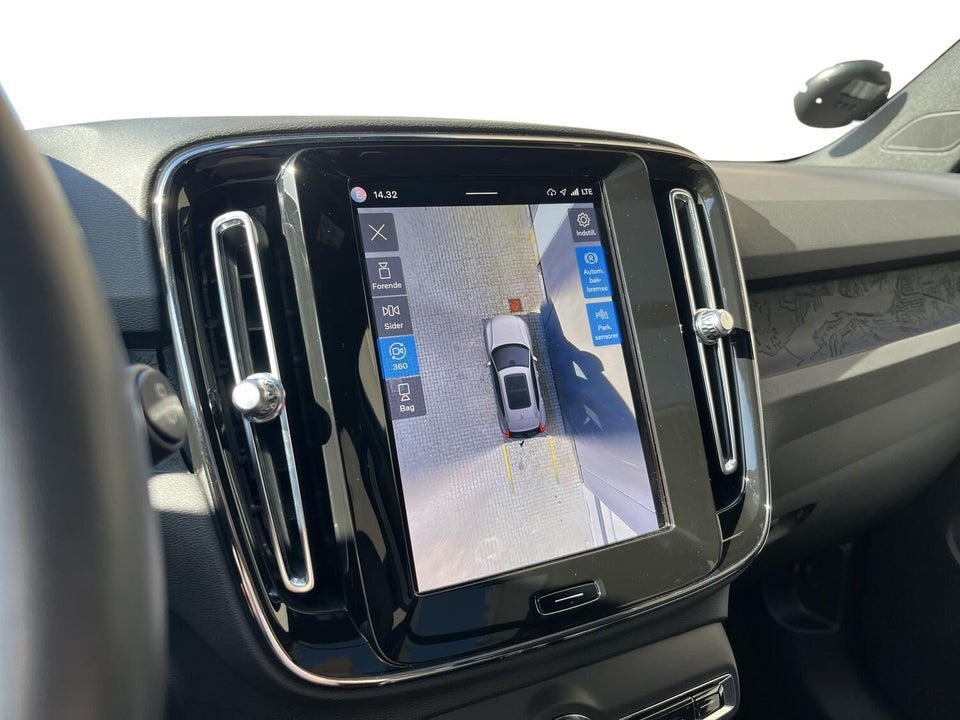 Volvo XC40 ReCharge Extended Range Ultimate 5d