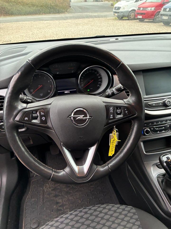 Opel Astra 1,2 T 110 Edition Sports Tourer 5d