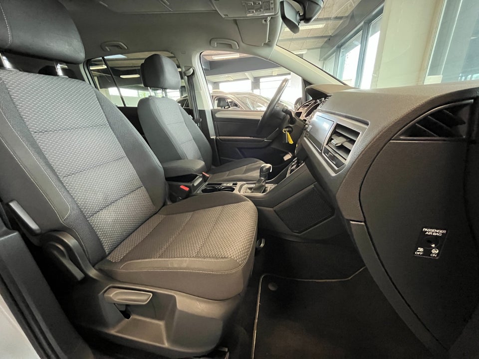 VW Touran 1,6 TDi 115 Comfortline DSG 7prs 5d