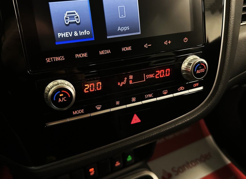 Mitsubishi Outlander 2,4 PHEV Intense CVT 4WD 5d