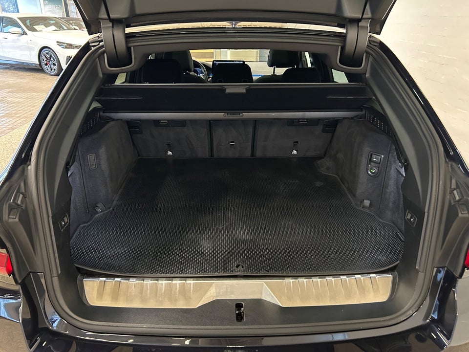 BMW 530e 2,0 Touring M-Sport aut. 5d