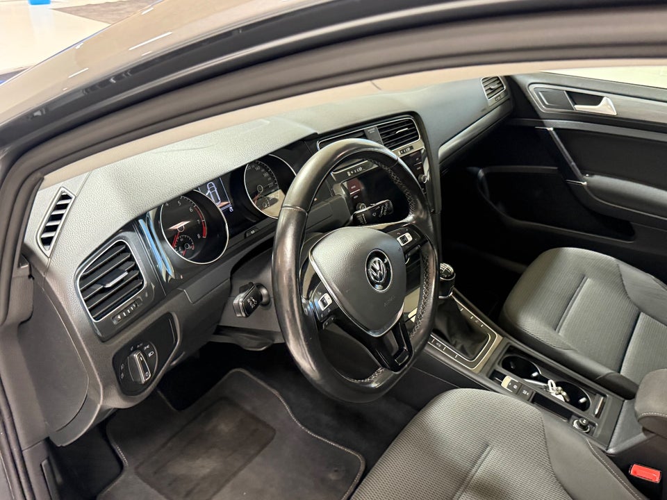 VW Golf VII 1,5 TSi 130 Comfortline 5d