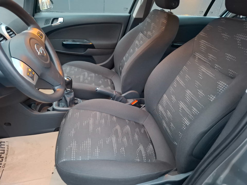 Opel Corsa 1,0 12V Enjoy 5d