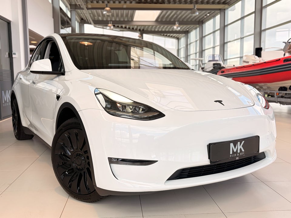 Tesla Model Y Long Range AWD 5d